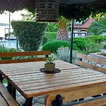 Hotel apartamentowy By The With Pool And Lounge Beds - Miral 3*