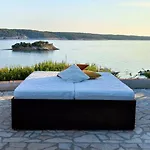 Aparthotel By The With Pool And Lounge Beds - Miral 3*
