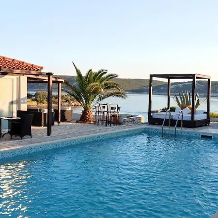 Miral Aparthotel *