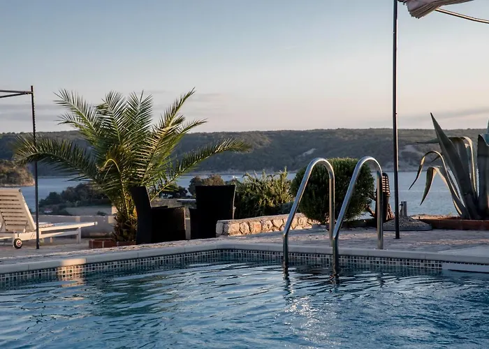 Miral Aparthotel Supetarska Draga