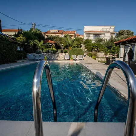 Miral * Supetarska Draga