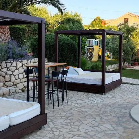 Apart-hotel Miral *