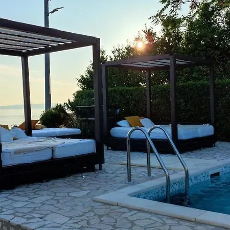 Miral Apart-hotel *
