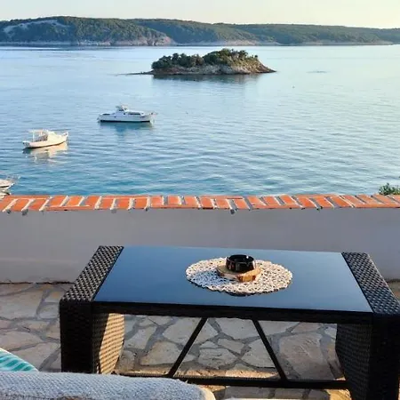 Miral Supetarska Draga