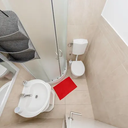 Miral Lägenhetshotell